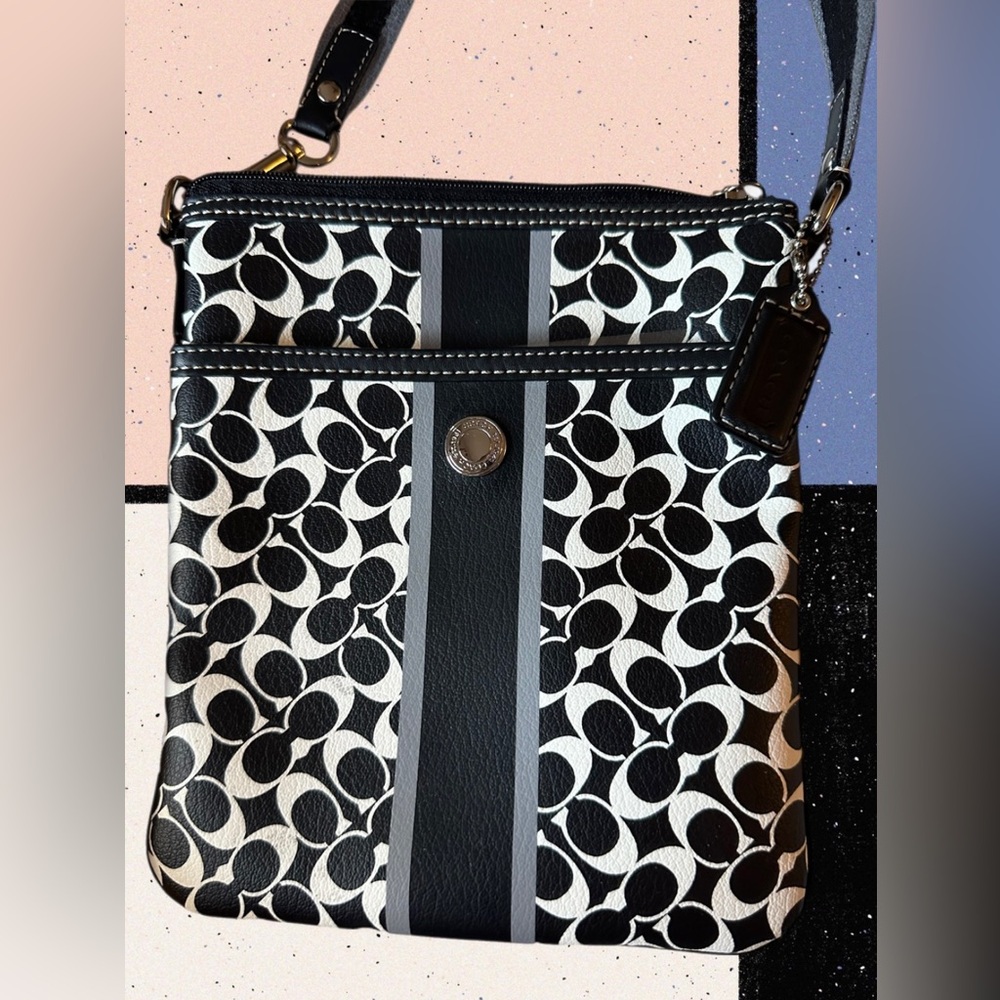 Coach Heritage Signature Stripe Swingpack - Black & White Version